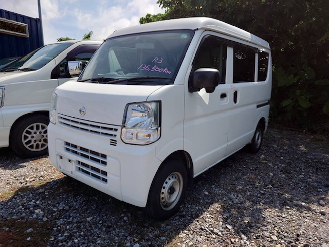 日産　クリッパーバンNV100DX 2WD
