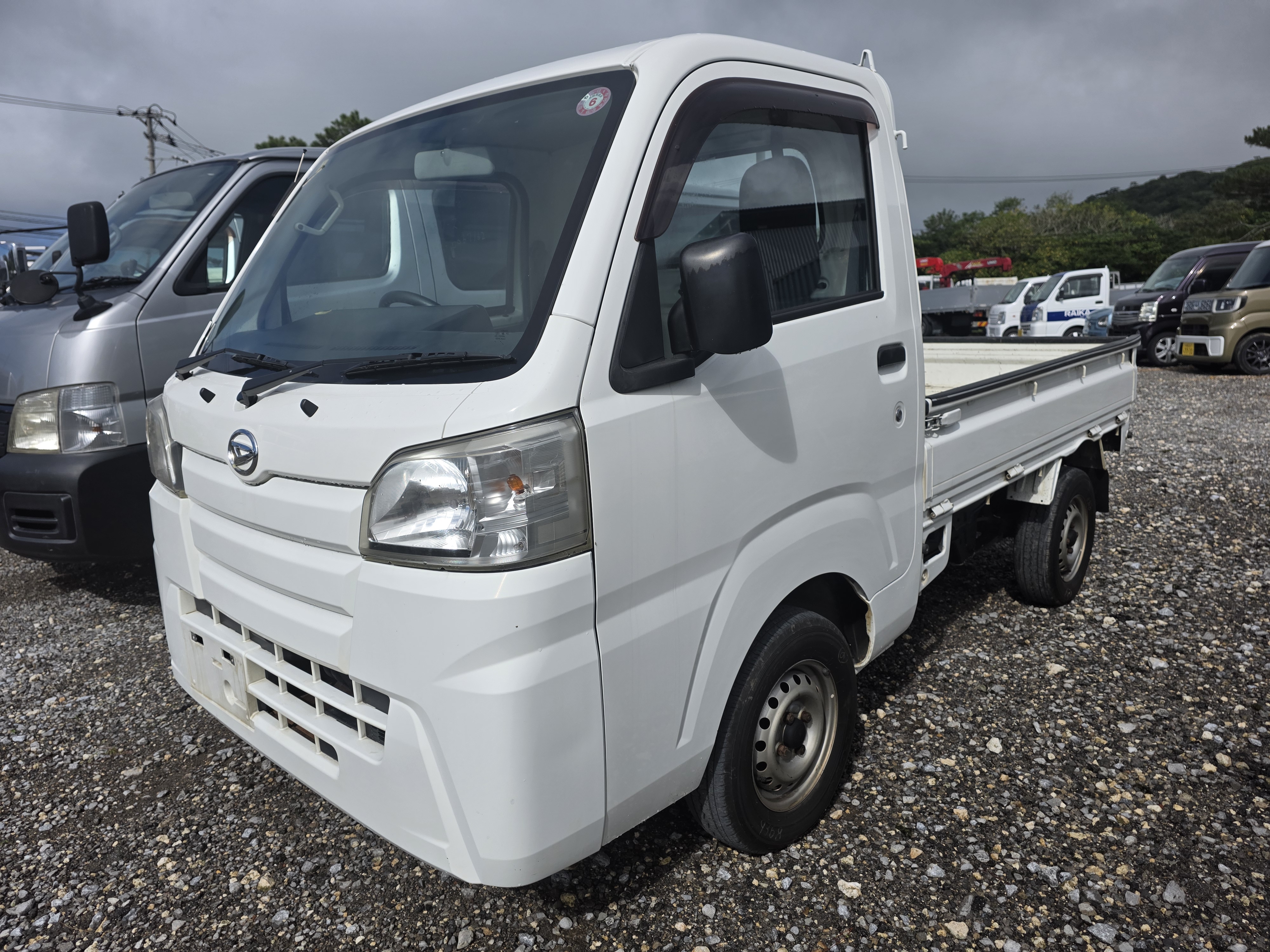 ダイハツ　ハイゼットトラック